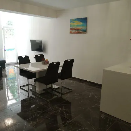 Sunny Paradise, Center Of شقة سبليت