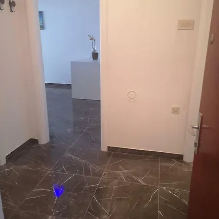 Sunny Paradise, Center Of Appartement *